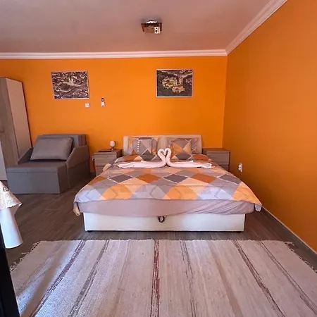 Harmonia Belvarosi Appartement Eger