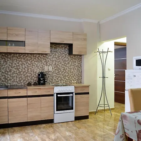 Harmonia Belvarosi * Eger