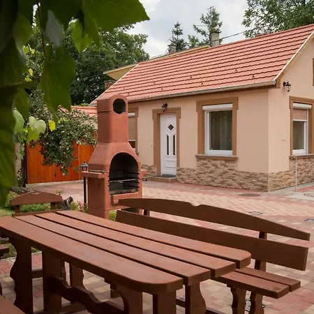 Harmónia Belvárosi Apartman *