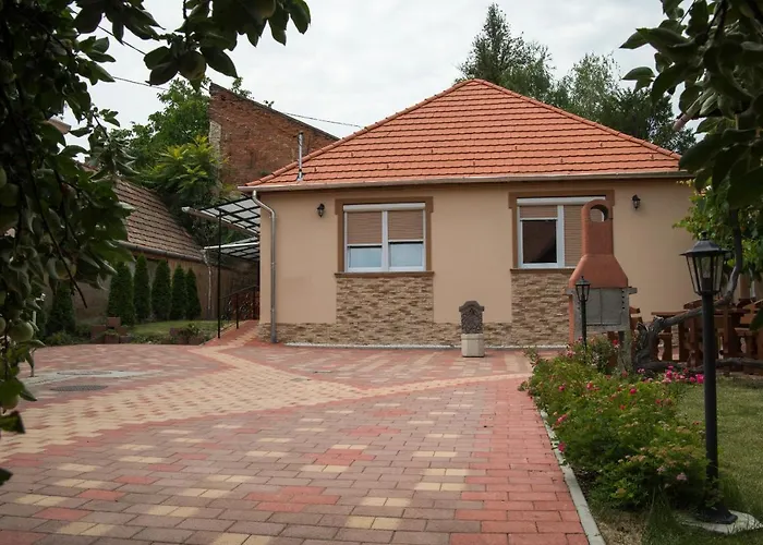 Appartement Harmonia Belvarosi Eger